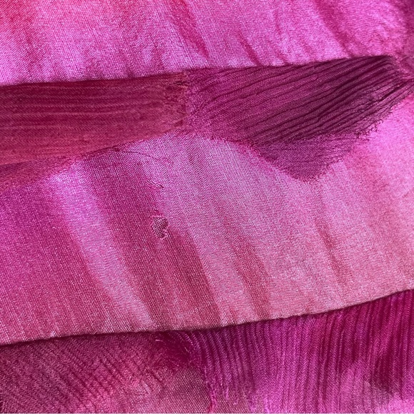 RARE Chico’s Design Textured 100% Silk Button Front Blouse Pink Red Size 2 (M/L) - Picture 12 of 16